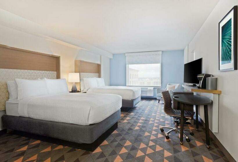 חדר סטנדרט שתי מיטות זוגיות, Holiday Inn & Suites Across From Universal Orlando, An Ihg
