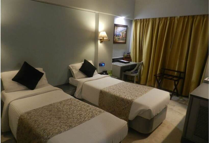 Номер Deluxe, Regenta Place The Emerald