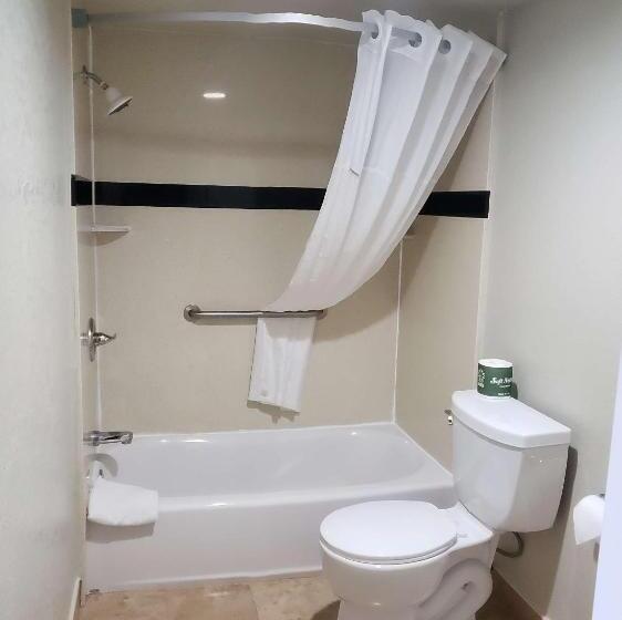 Номер Стандарт, Surestay Hotel By Best Western Vallejo Napa Valley