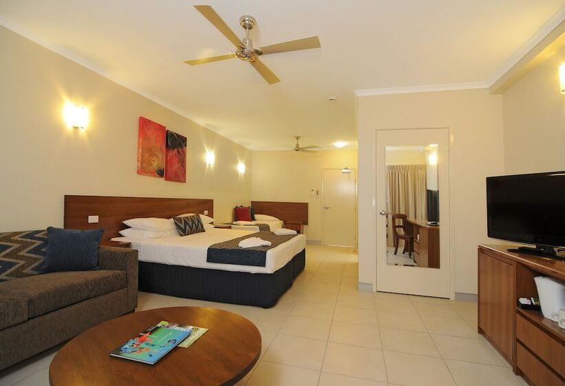 Quarto Deluxe, Cairns Queenslander Hotel & Apartments