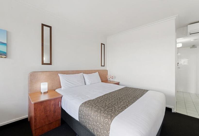 디럭스 룸, Coach House Launceston