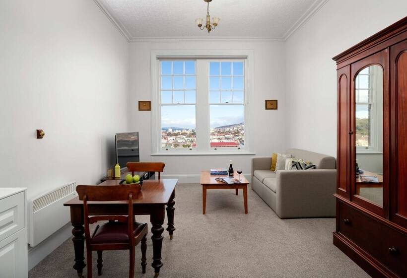 스위트, Rydges Hobart