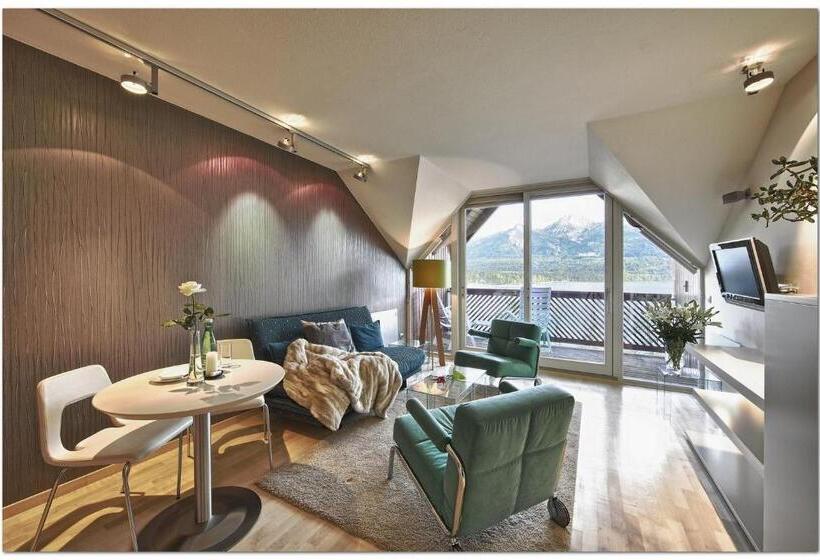Люкс, Kleines Hotel Kärnten