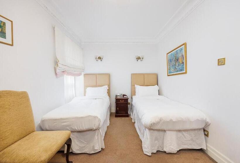 آپارتمان 3 خوابه, Carlton Court   Mayfair