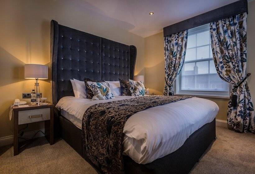 Номер Superior, The Golden Fleece Hotel, Thirsk, North Yorkshire