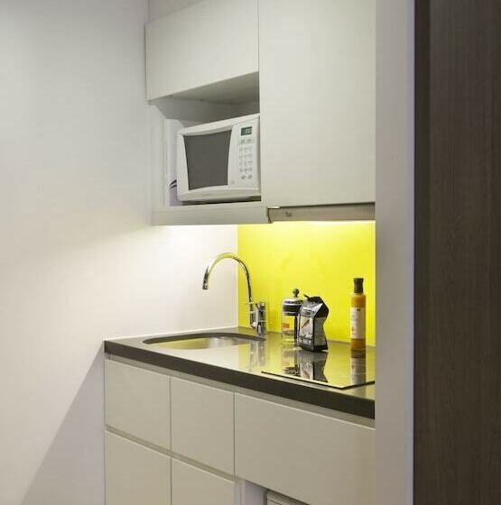 דירת חדר, Citadines Trafalgar Square