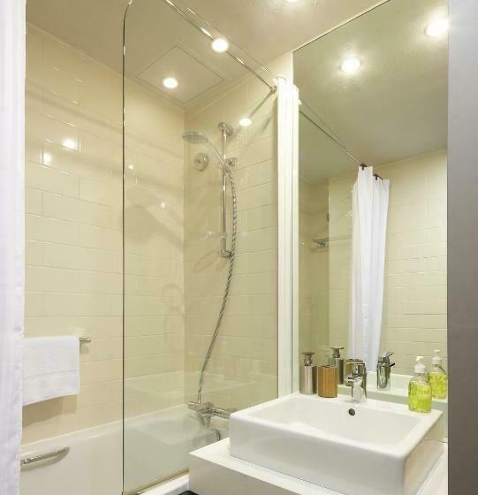 דירת חדר, Citadines Trafalgar Square