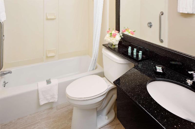 俱乐部房间, Crowne Plaza London Ealing, An Ihg