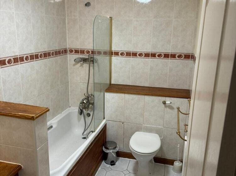 Номер Стандарт Трехместный, Langford Hotel, Brighton & Hove