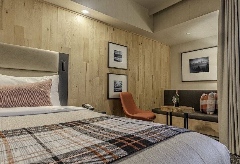 带双人床的标准工作室, Peaks Hotel And Suites