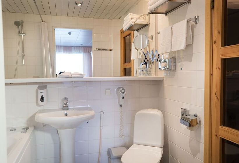 اتاق استاندارد سه نفره, Hestia Hotel Susi