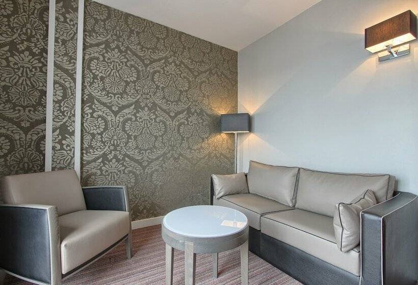 سوییت, Timhotel Opéra Blanche Fontaine