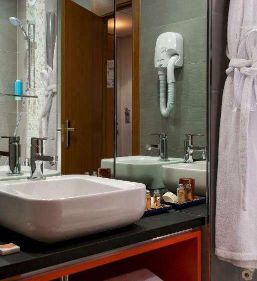 اتاق راحتی, Timhotel Opéra Blanche Fontaine