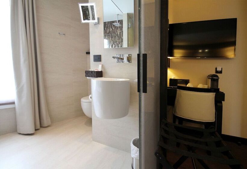 اتاق لوکس, Hôtel Elysées Paris