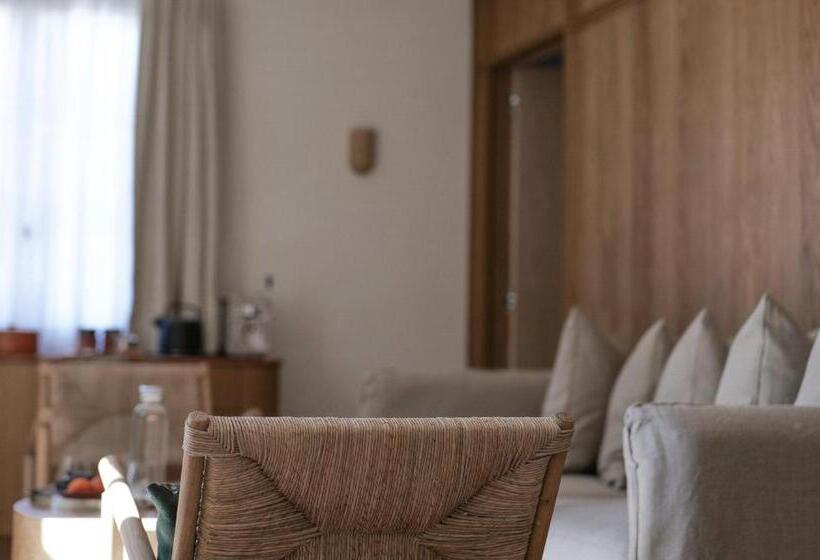 Люкс, Capelongue, A Beaumier Hotel & Spa