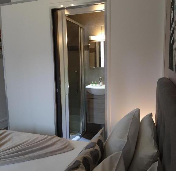 Quarto Estandar, Bellevue Cannes