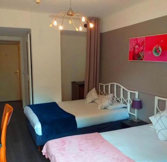 Quarto Triplo Estandar, Bellevue Cannes
