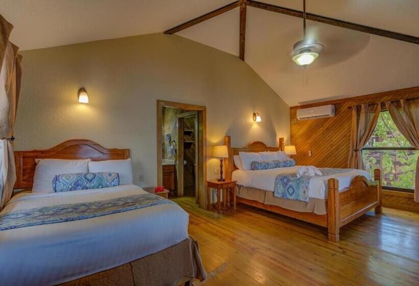 اتاق لوکس, Anthony's Key Resort