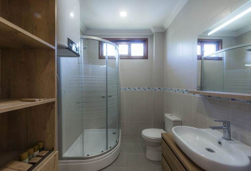 חדר סטנדרט, Club Marma