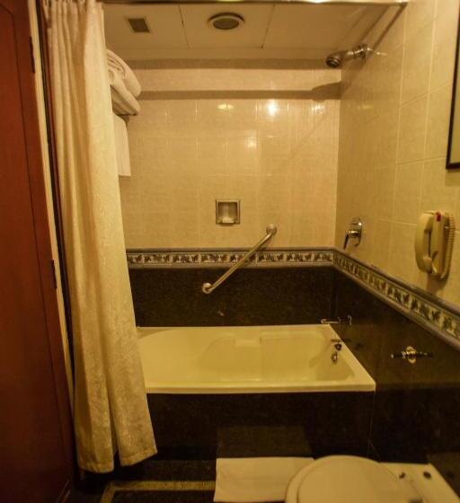 标准间, Crowne Plaza Chennai Adyar Park