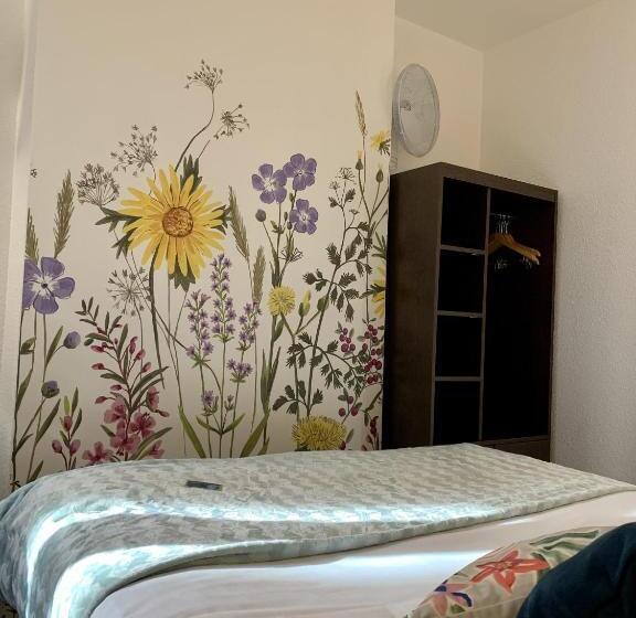 Номер Комфорт, Ambassadeur Hotel   Cherbourg Port De Plaisance