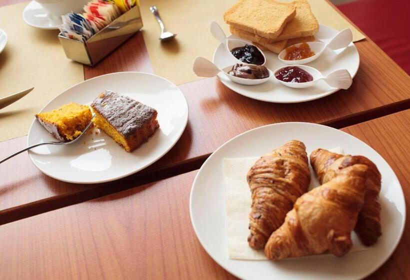 جناح مطلّ علي البحر, Continental