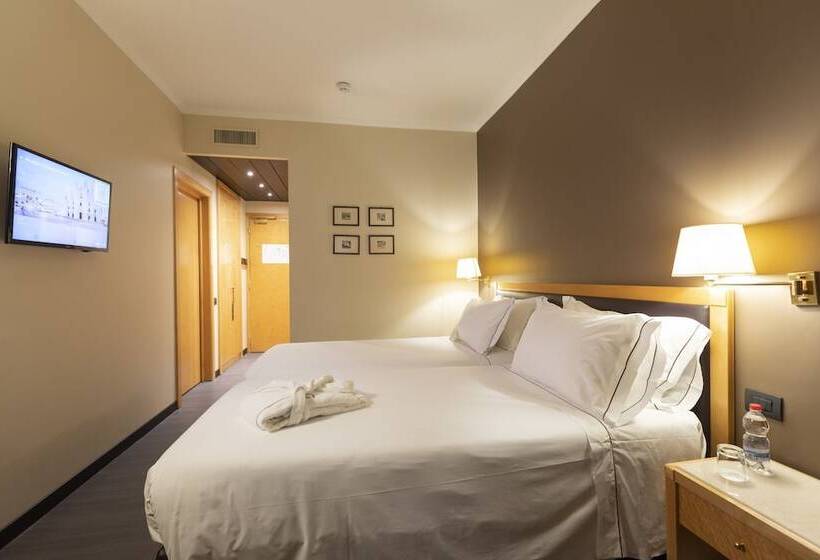 اتاق اجرایی, City Life Hotel Poliziano, By R Collection Hotels
