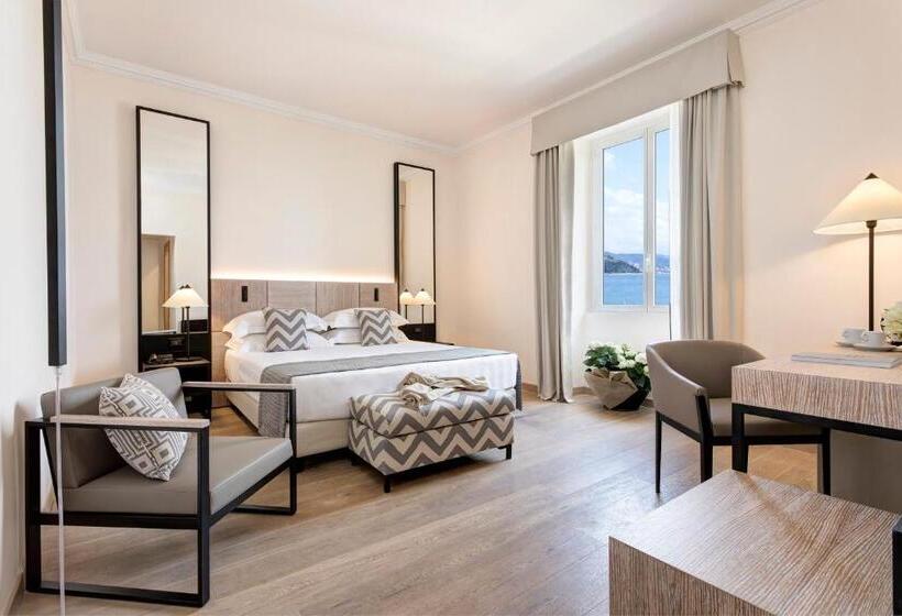 سوییت جونیور, Grand Hotel Arenzano