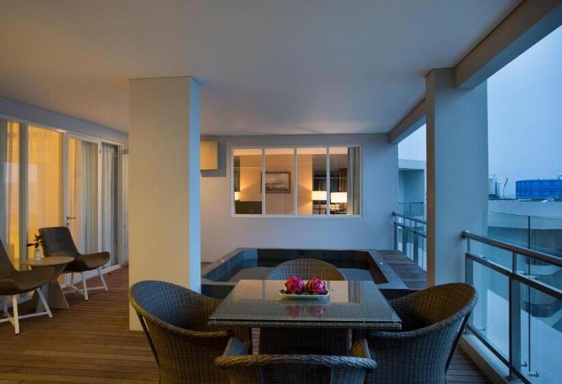 سوییت با چشمانداز دریا, Santika Premiere Beach Resort Belitung