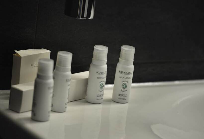 Quarto Estandar Individual com Sacada, Ea Hotel New Town