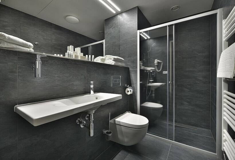 Quarto Estandar, Ea Hotel New Town