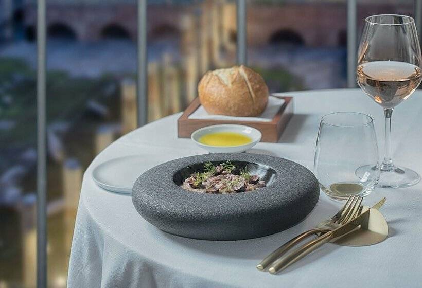سوییت جونیور, NH Collection Roma Fori Imperiali