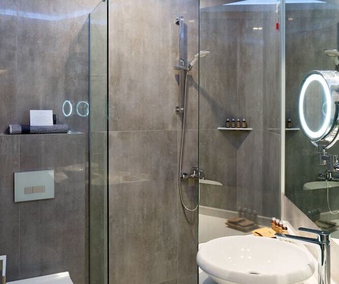 家庭套房, Sea Level Hotel   Adults Only 16 Plus