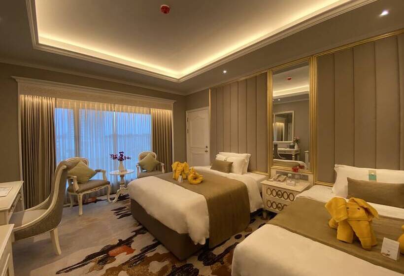 Номер Deluxe, Puteri Wing  Riverside Majestic