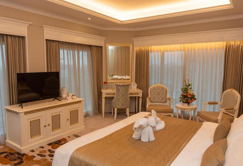 Номер Премиум, Puteri Wing  Riverside Majestic