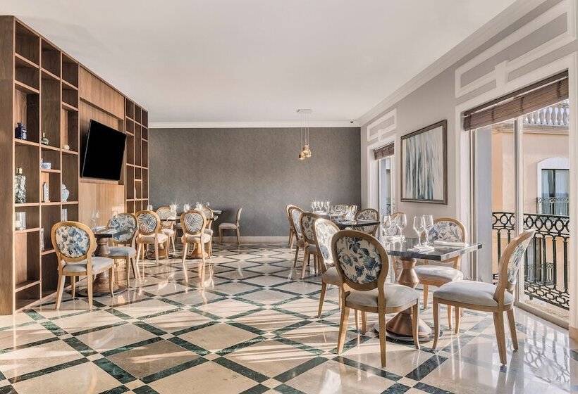 Номер Клуб Кровать Кинг, Fiesta Americana Merida