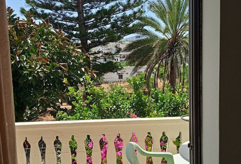 סטודיו בסיסי, Neda Studios & Apartments