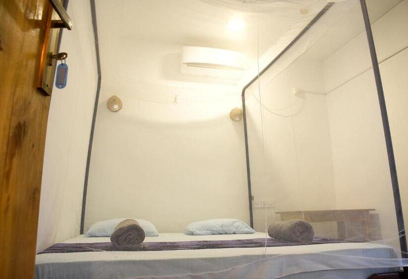 غرفة قياسية, Eagle Resort Arugambay