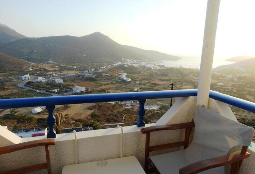 Quarto Estandar Vista Mar, Castelopetra