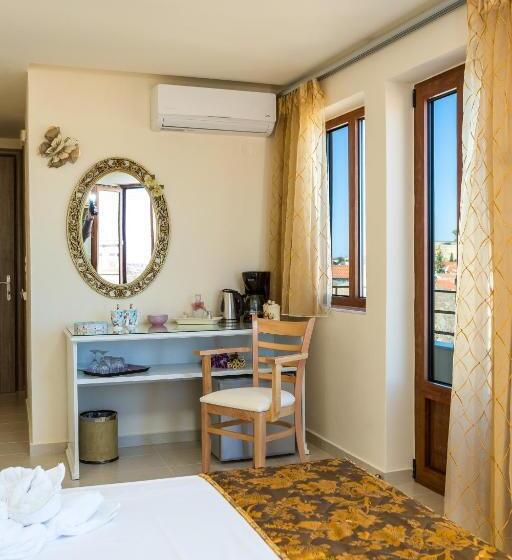 סוויטה דלוקס, Polyxenia Suites