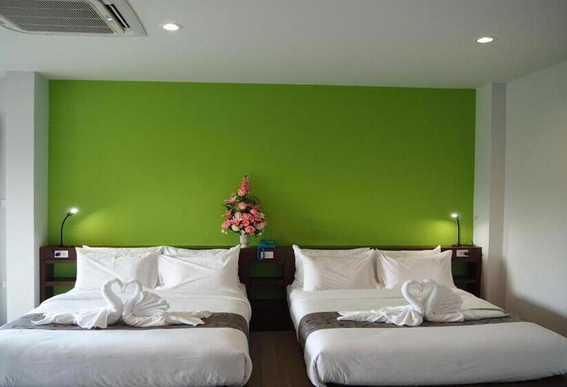 4인용 스탠다드 룸, Friendly Hotel Krabi