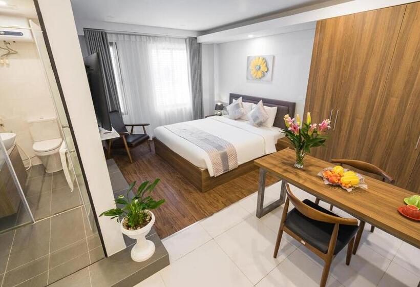 استودیوی سوپریور, Narcissus Hotel & Apartment