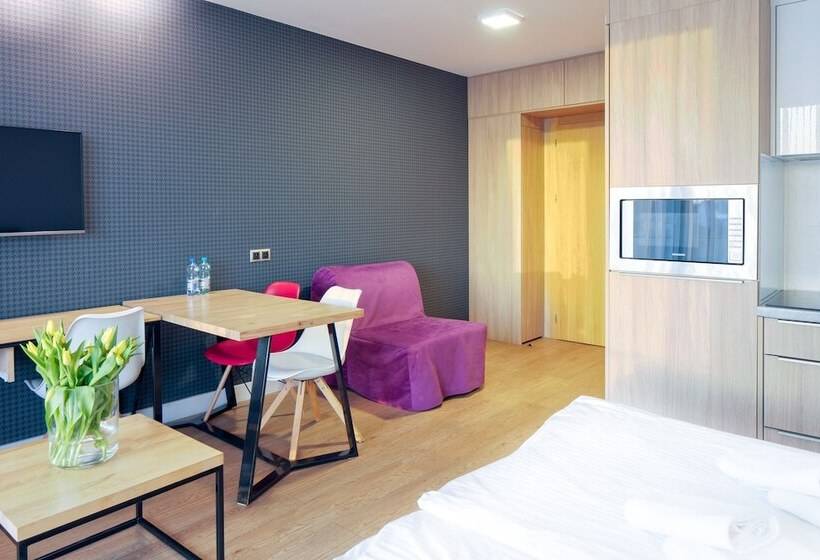 سوییت جونیور, Mielenko & Spa Ex Baltin