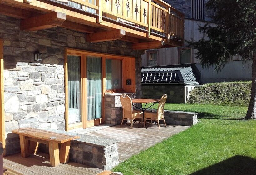 اتاق خانوادگی, Chalet Monte Bianco