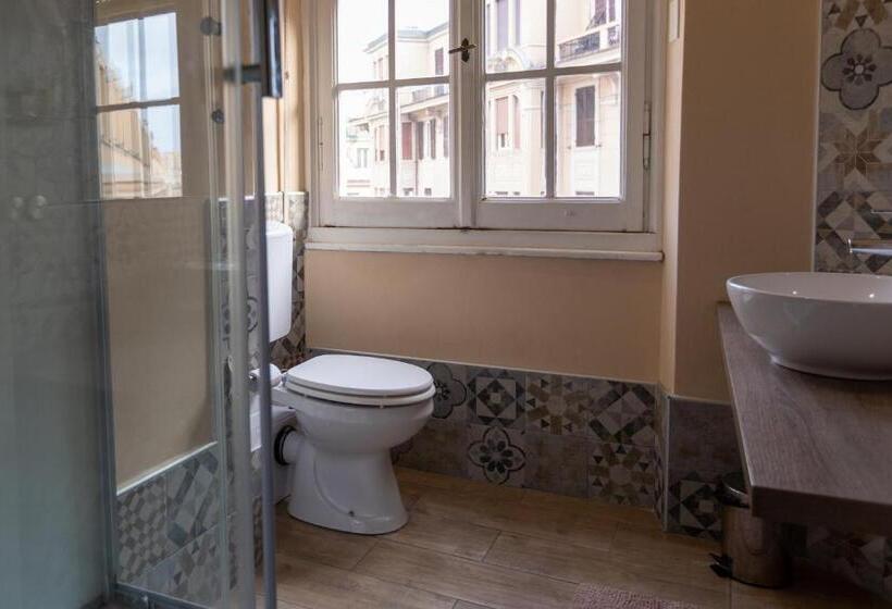 اتاق عادی یک تخته, Central City Genova