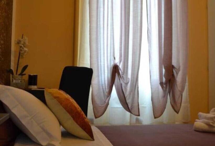 اتاق عادی یک تخته, Central City Genova