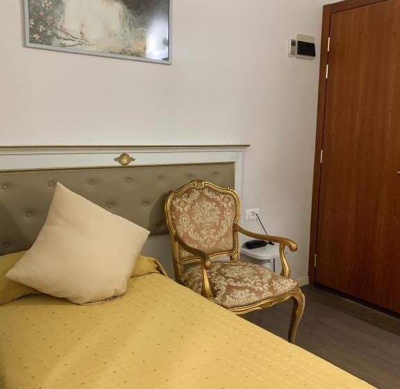 اتاق استاندارد یک نفره, Genova Liberty