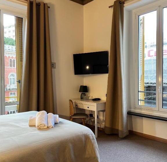 اتاق سوپریور با چشمانداز شهر, Genova Liberty