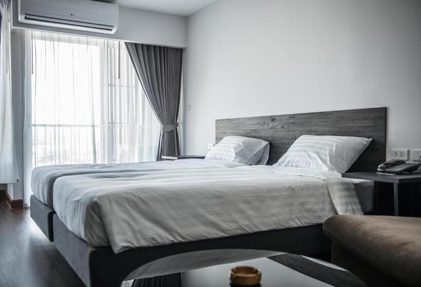 Quarto Estandar, Winner Sriracha Serviced Apartment