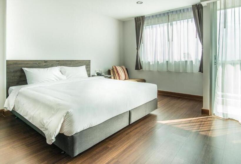 Quarto Deluxe, Winner Sriracha Serviced Apartment